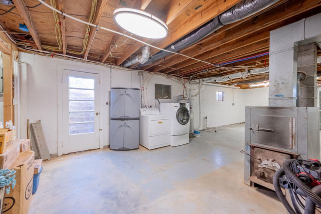 174 Water Haven LN, Floyd, VA 24091