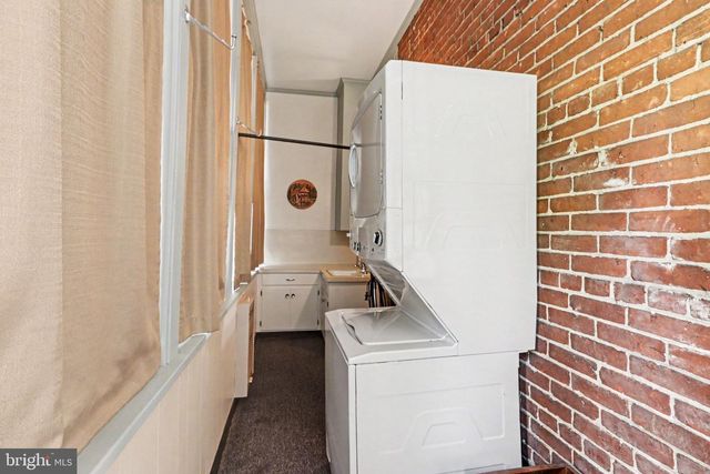 560 S HANOVER ST, Carlisle, PA 17013