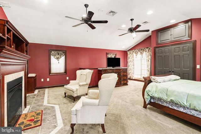 560 S HANOVER ST, Carlisle, PA 17013