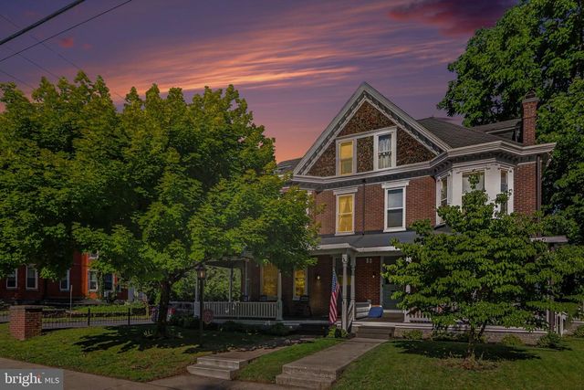 560 S HANOVER ST, Carlisle, PA 17013