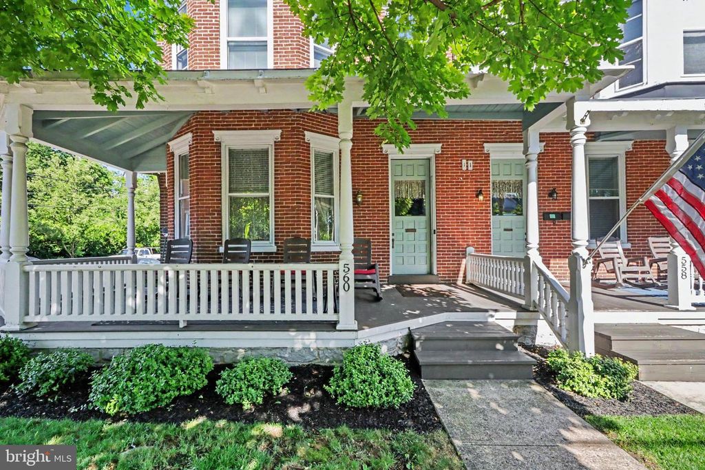 560 S HANOVER ST, Carlisle, PA 17013