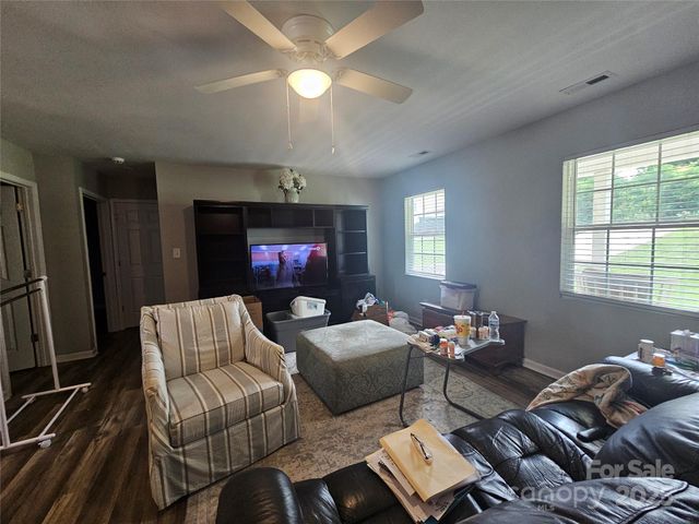 810 4th Street, Kings Mountain, NC 28086