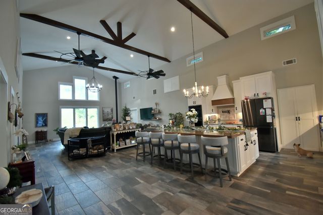 925 Bear Creek Marina Road, Mansfield, GA 30055