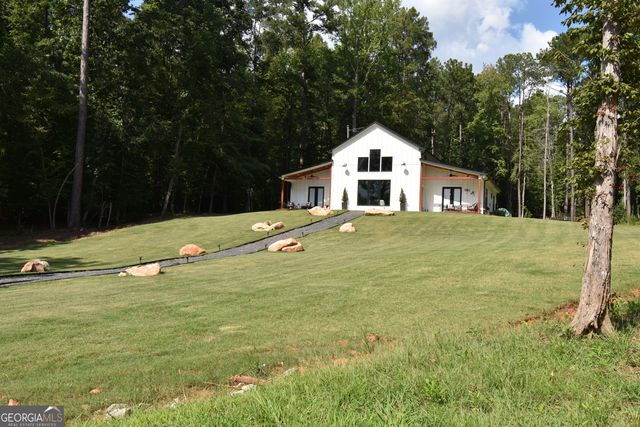 925 Bear Creek Marina Road, Mansfield, GA 30055