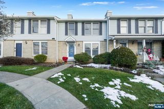 63 Liberty Lane, Franklin, NJ 07416