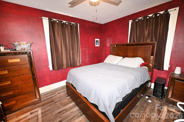 614 S Ashe Avenue, Newton, NC 28658