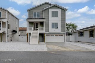 115 Cedar Berry Lane, Toms River, NJ 08753