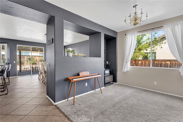 9178 Goldenseal Court, Hesperia, CA 92344