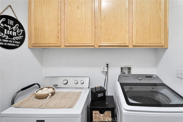 9178 Goldenseal Court, Hesperia, CA 92344