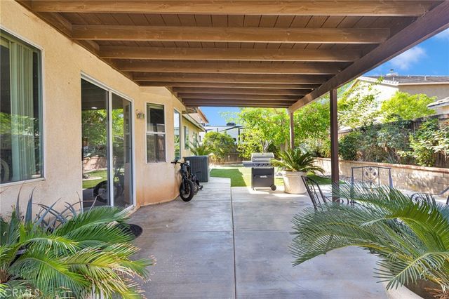 9178 Goldenseal Court, Hesperia, CA 92344