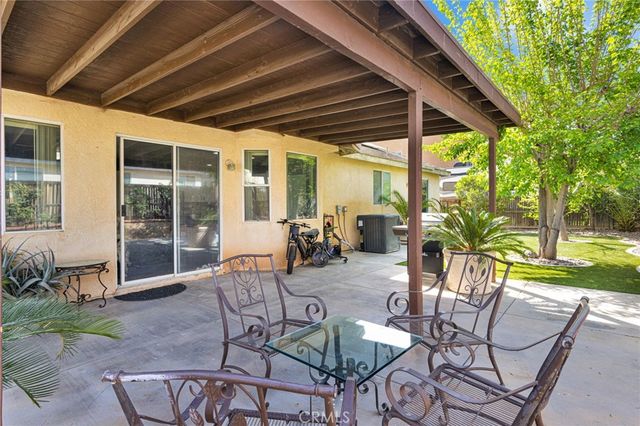 9178 Goldenseal Court, Hesperia, CA 92344