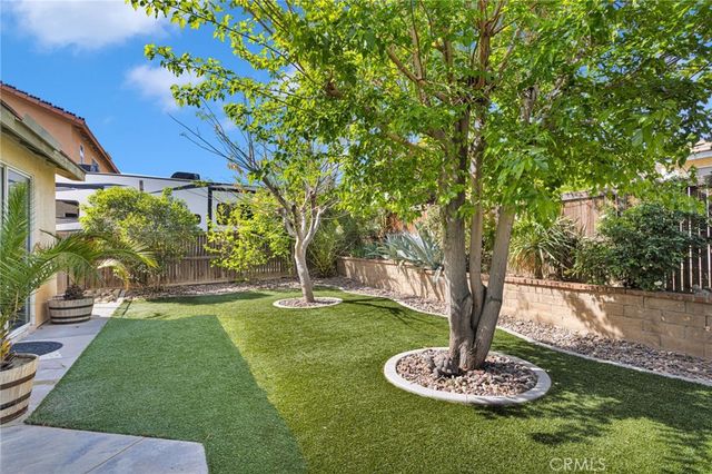 9178 Goldenseal Court, Hesperia, CA 92344