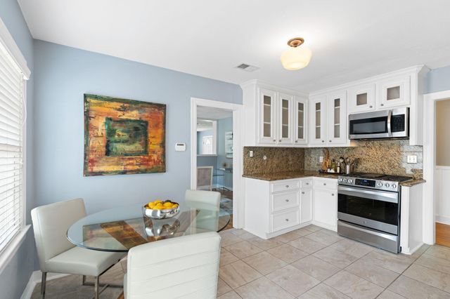 1102 Winston Street, Houston, TX 77009