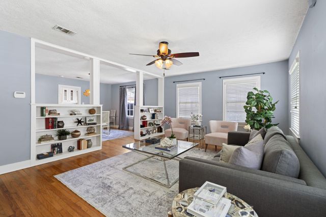 1102 Winston Street, Houston, TX 77009