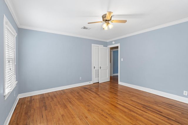 1102 Winston Street, Houston, TX 77009