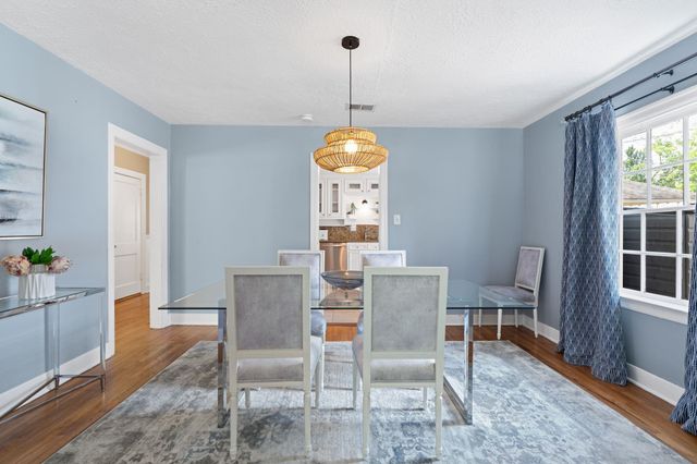 1102 Winston Street, Houston, TX 77009