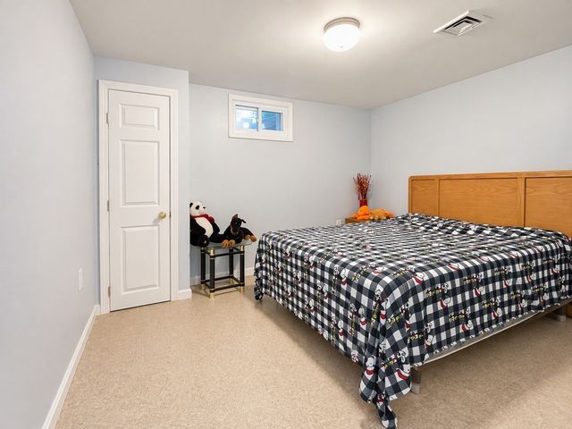 231 Waltham St, Newton, MA 02465