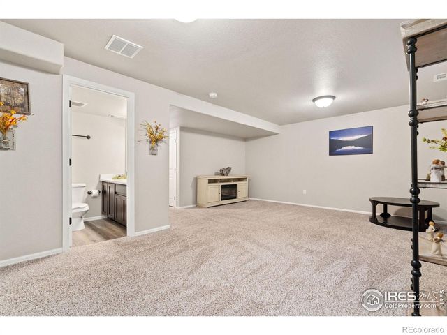 902 Maplebrook Drive, Windsor, CO 80550