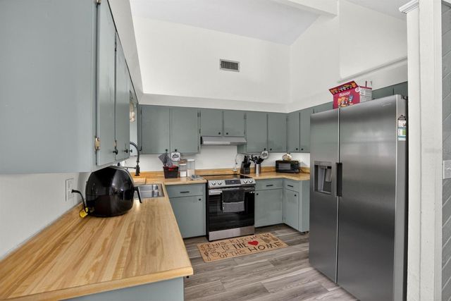 113 6TH JPV STREET, Winter Haven, FL 33880