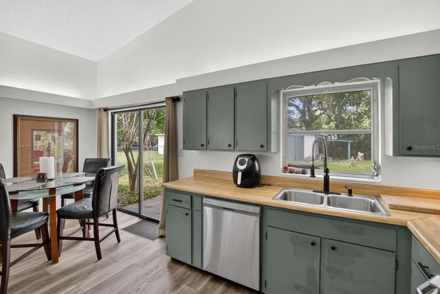 113 6TH JPV STREET, Winter Haven, FL 33880