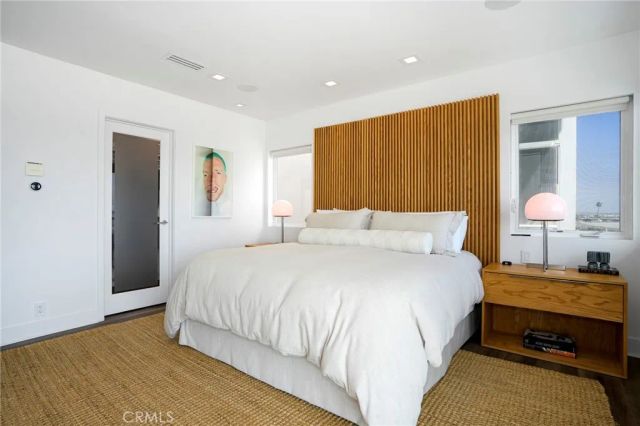 6815 E Seaside Walk, Long Beach, CA 90803