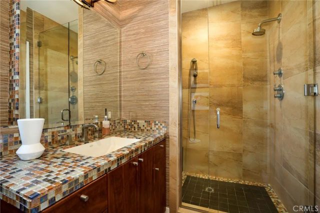 6815 E Seaside Walk, Long Beach, CA 90803
