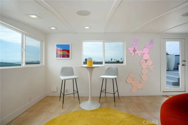 6815 E Seaside Walk, Long Beach, CA 90803