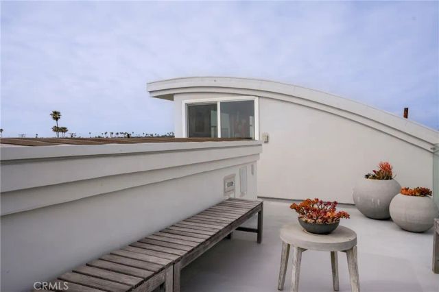 6815 E Seaside Walk, Long Beach, CA 90803