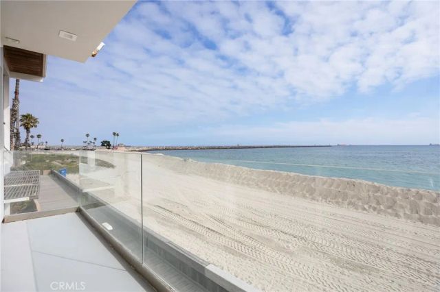 6815 E Seaside Walk, Long Beach, CA 90803