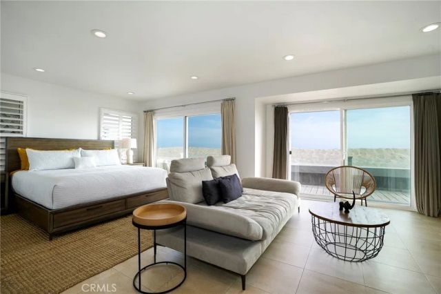 6815 E Seaside Walk, Long Beach, CA 90803