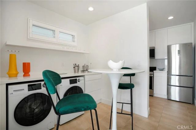 6815 E Seaside Walk, Long Beach, CA 90803