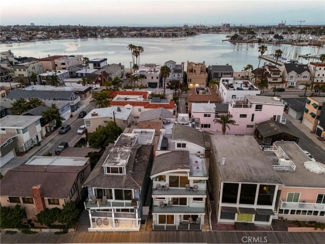 6815 E Seaside Walk, Long Beach, CA 90803