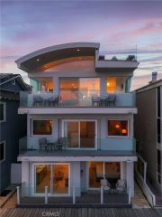 6815 E Seaside Walk, Long Beach, CA 90803