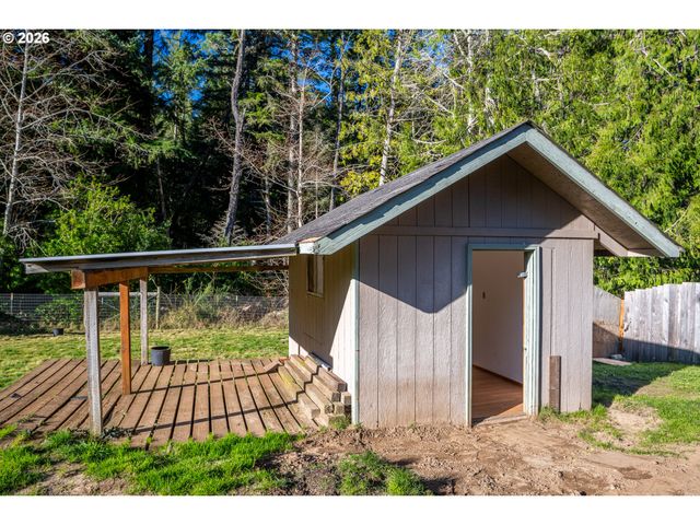 2937 MUNSEL LAKE Rd, Florence, OR 97439