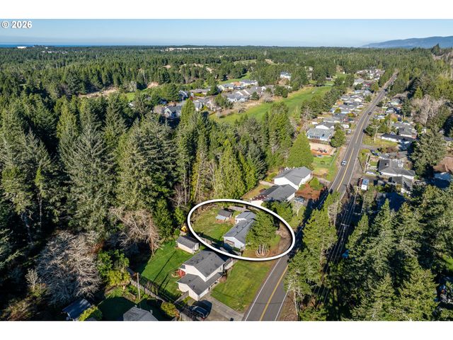 2937 MUNSEL LAKE Rd, Florence, OR 97439