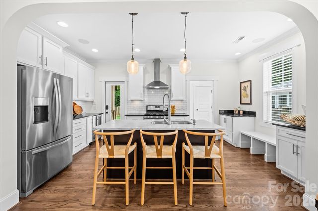 1340 Downs Avenue, Charlotte, NC 28205