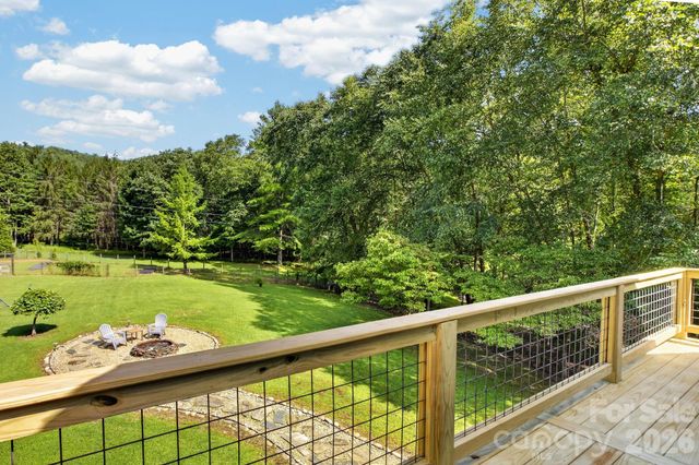 73 Hudson Hollow, Horse Shoe, NC 28742