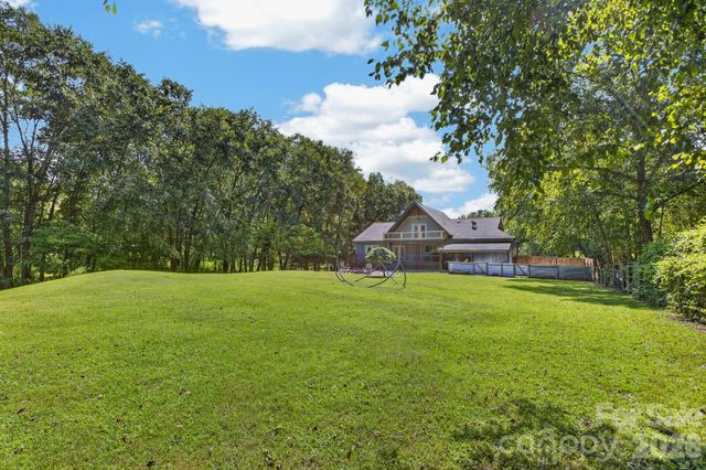 73 Hudson Hollow, Horse Shoe, NC 28742