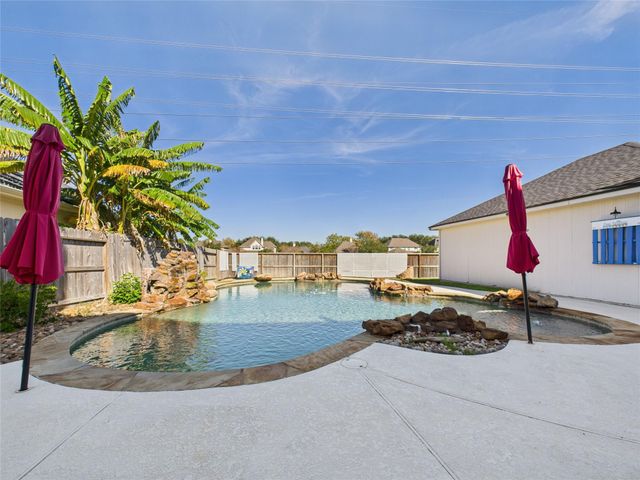 3411 Lawson Drive, Pearland, TX 77584