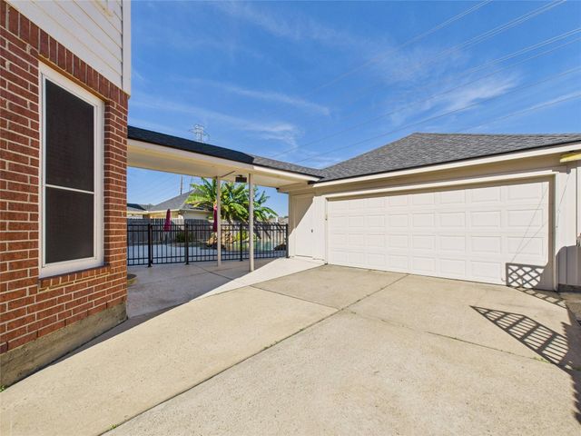 3411 Lawson Drive, Pearland, TX 77584