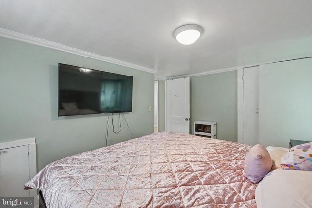 8608 WOODLAWN CT, Alexandria, VA 22309