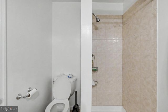 8608 WOODLAWN CT, Alexandria, VA 22309