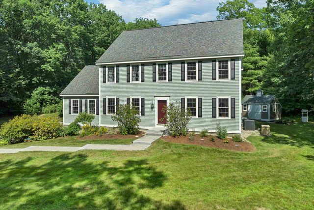 52 Riverdale Road, New Boston, NH 03070