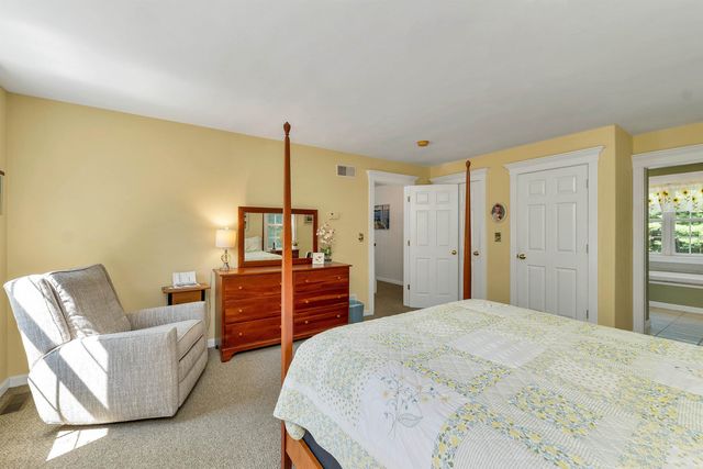 52 Riverdale Road, New Boston, NH 03070