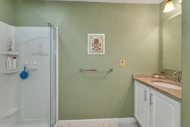 52 Riverdale Road, New Boston, NH 03070