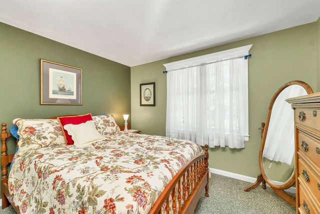 52 Riverdale Road, New Boston, NH 03070