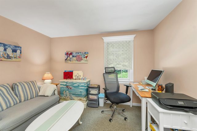 52 Riverdale Road, New Boston, NH 03070