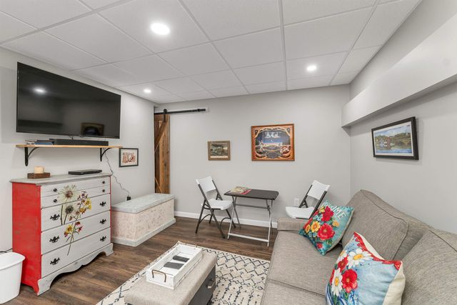 52 Riverdale Road, New Boston, NH 03070