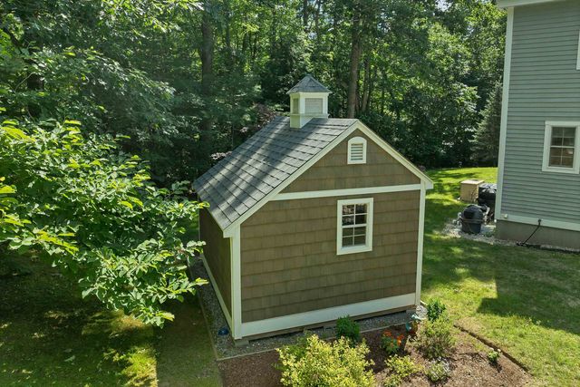 52 Riverdale Road, New Boston, NH 03070