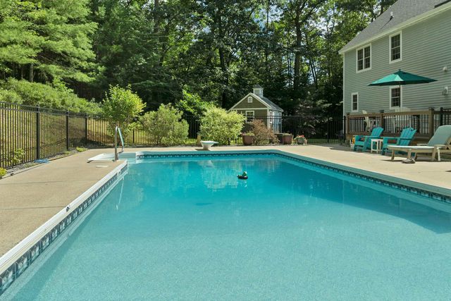 52 Riverdale Road, New Boston, NH 03070